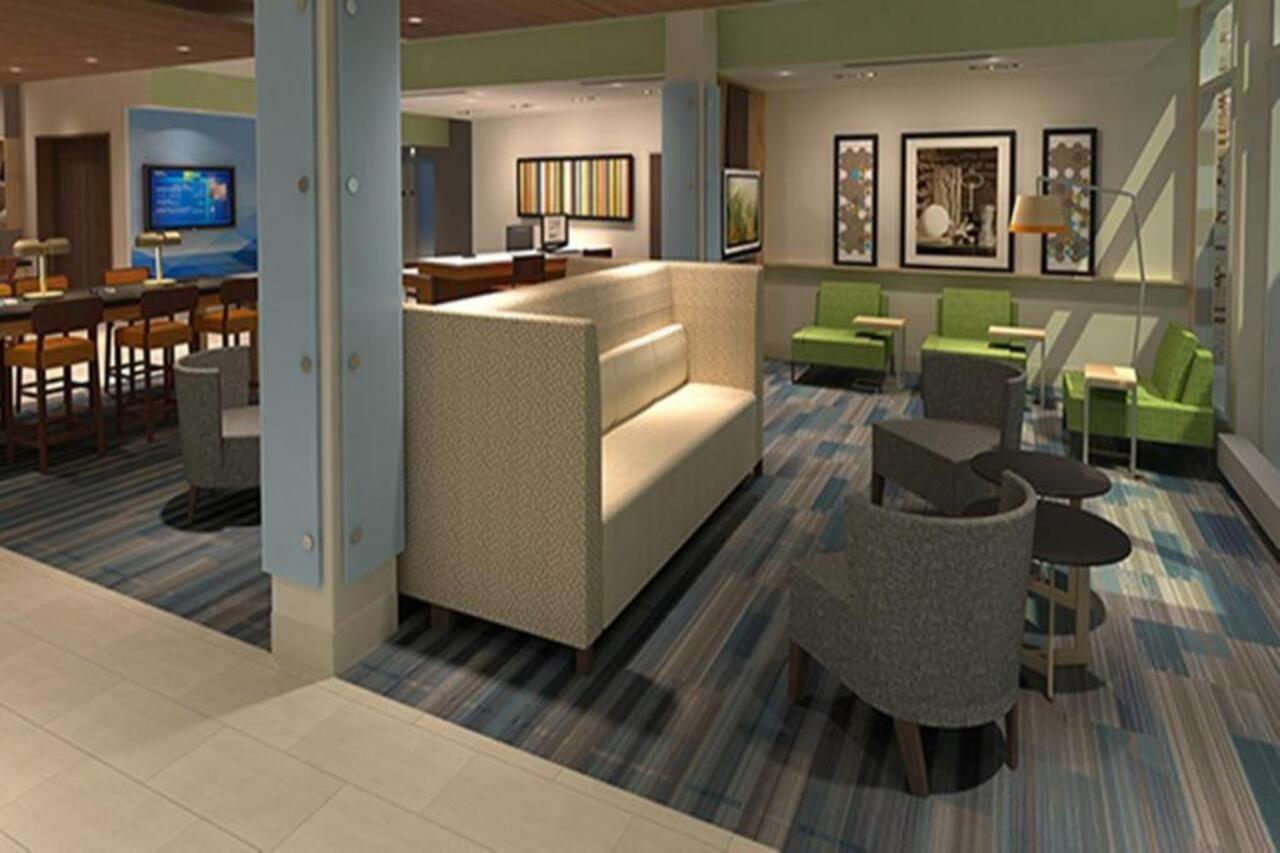 Holiday Inn Express & Suites - Milwaukee West Allis By Ihg Buitenkant foto